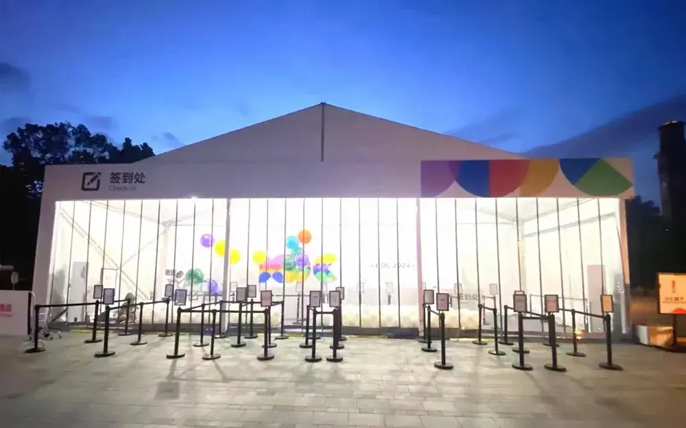 Actividades de congresos y exposiciones alquiler y construcción de carpas