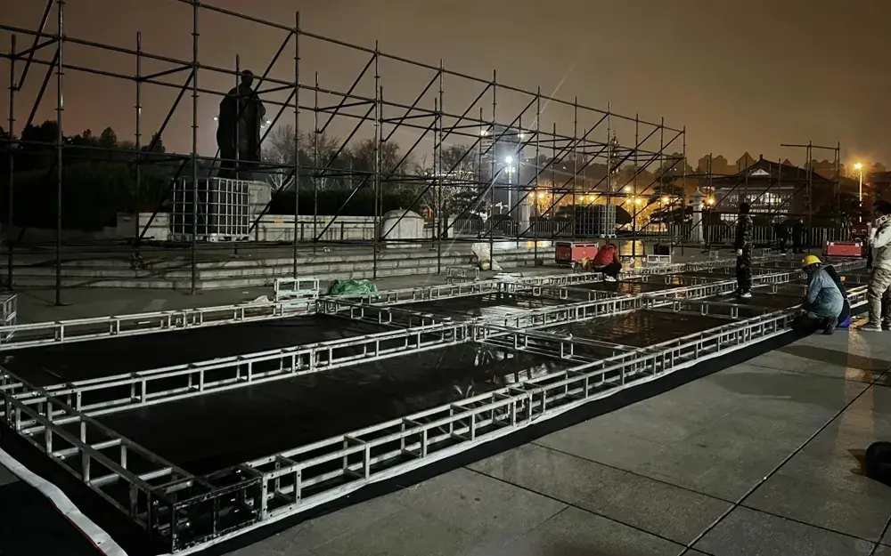 Montaje y construcción de conferencias y eventos