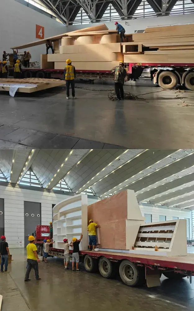 Entrega de los componentes del stand de la feria